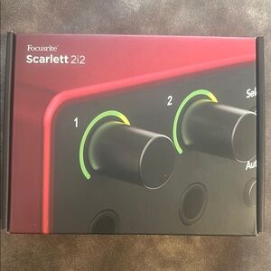 Focusrite Scarlett 2i2 Audio Interface - Red